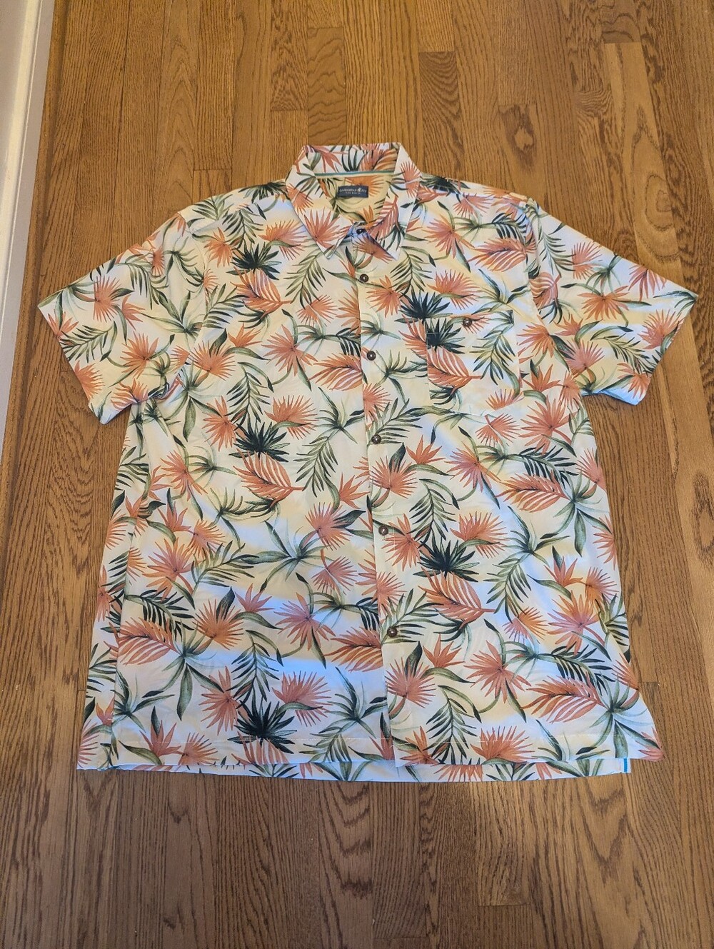 Caribbean Joe Mens XL Shirt Button Down White Hawaiian Floral NWOT Size XL
